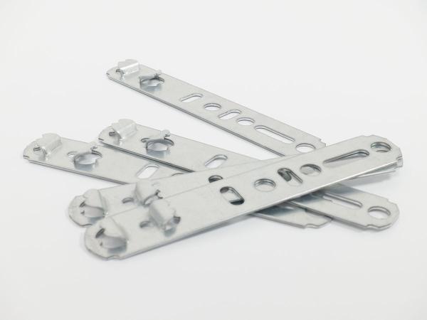 Montážne kotvy pre okná a dvere Salamander greenEvolution 76 1